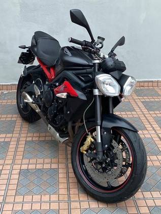 TRIUMPH STREET TRIPLE 675 ABS TRIUMPH STREET TRIPLE 675 ABS
